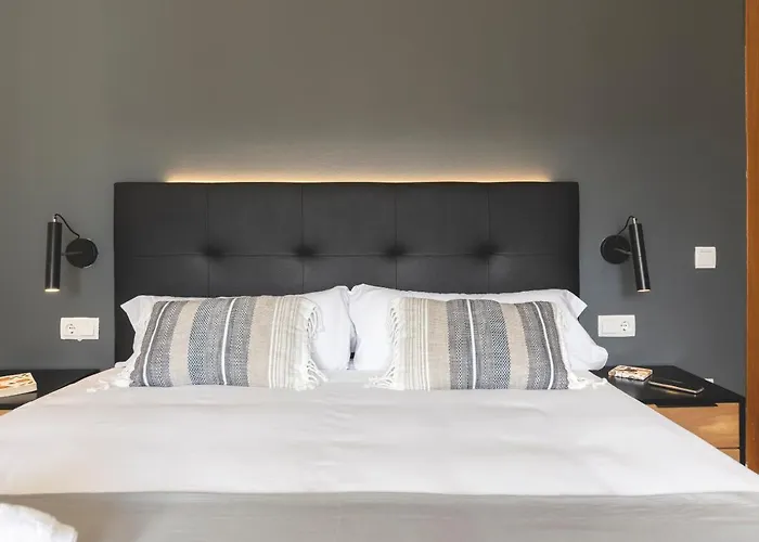 Bravissimo Plaça De La Independència, Morning Sun Girona