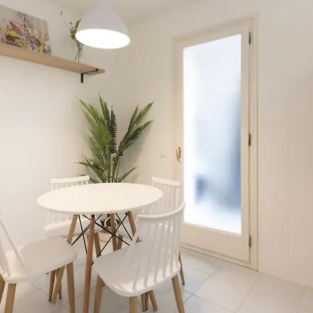 公寓 Bravissimo Placa De La Independencia, Morning Sun