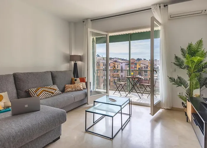 Apartment Bravissimo Placa De La Independencia, Morning Sun *