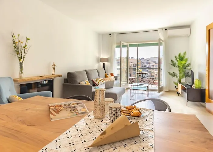 Apartment Bravissimo Placa De La Independencia, Morning Sun *